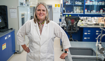 Dr. Claudia Goyer